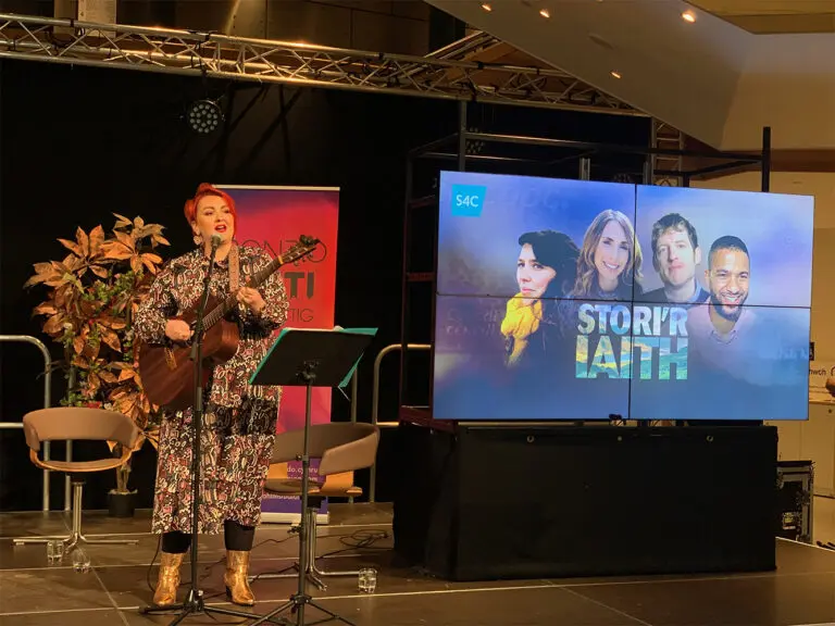 Launch of Stori’r Iaith