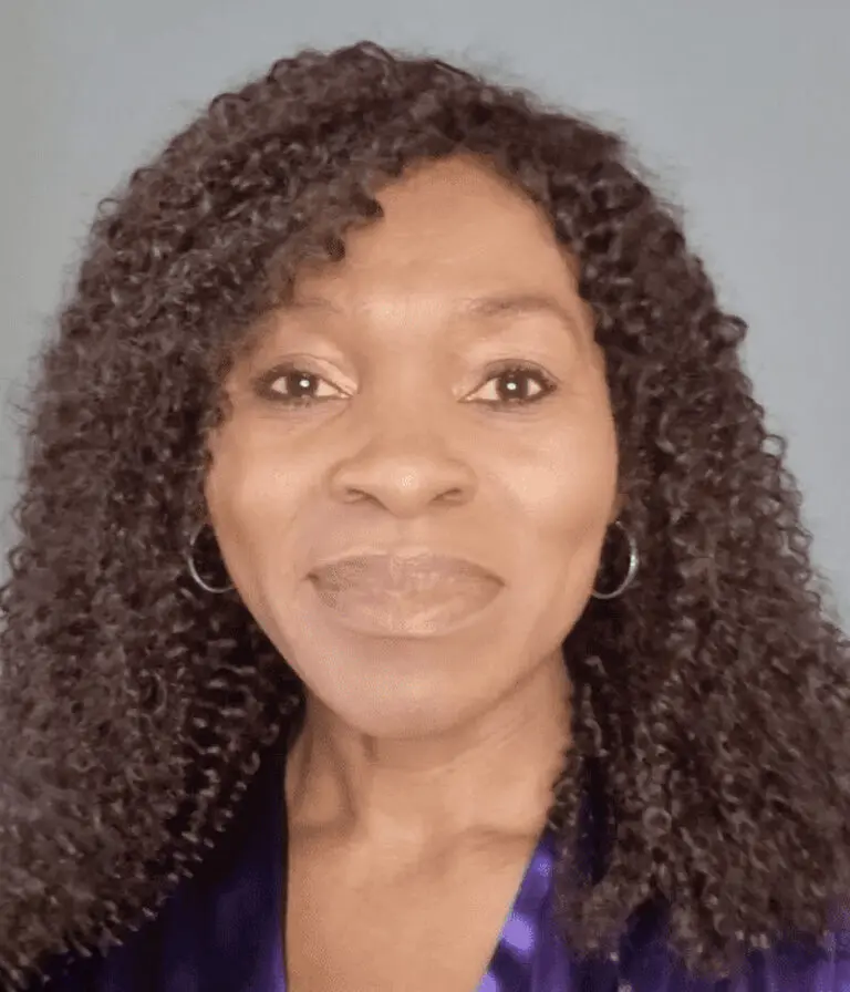 Rakie Ayola took part in the SaySomethingin Iaith ar Daith Celebrity Coaching.